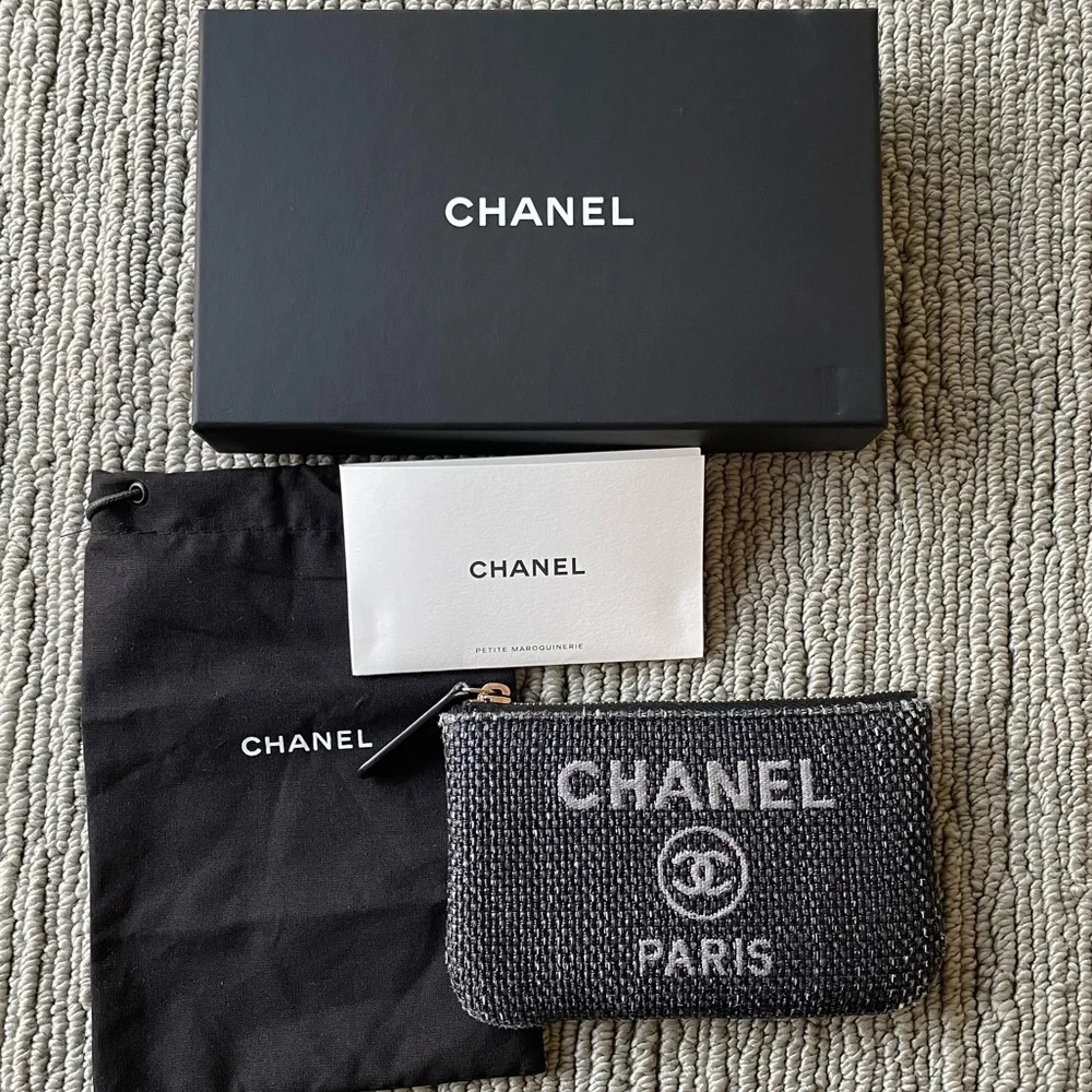 Chanel mini o case - Picture 1 of 8
